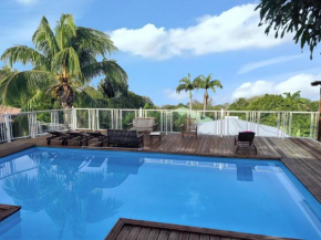 Maison spacieuse à Pointe-Noire avec piscine partagée 110 m²